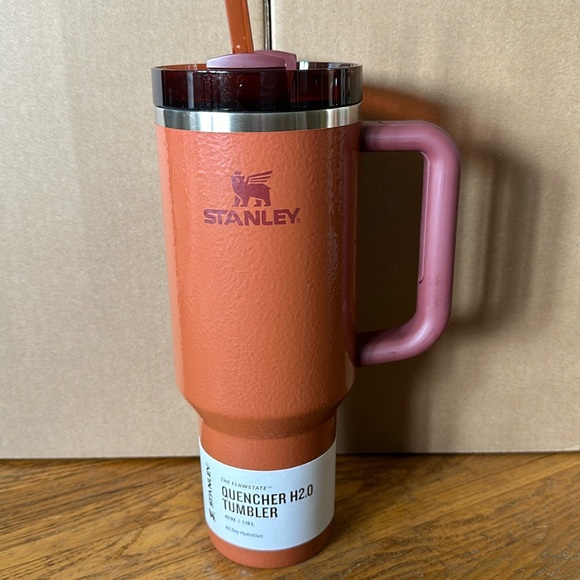 Stanley Other - Stanley 40oz H2O Quencher Hammertone Clay NWT